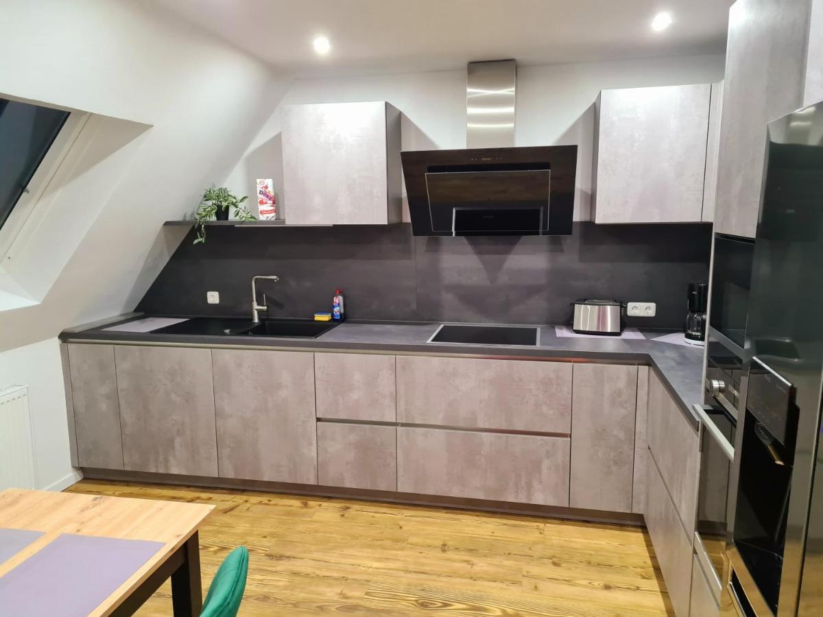 Moderne Ferienwohnung Mit Aussicht Bad Oeynhausen Esterno foto