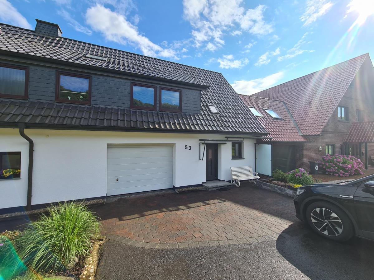 Moderne Ferienwohnung Mit Aussicht Bad Oeynhausen Esterno foto